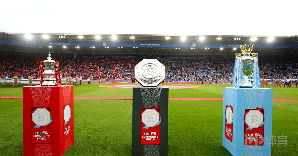 瓜迪奥拉革新曼城：高位压迫与三中卫体系打造高效防线